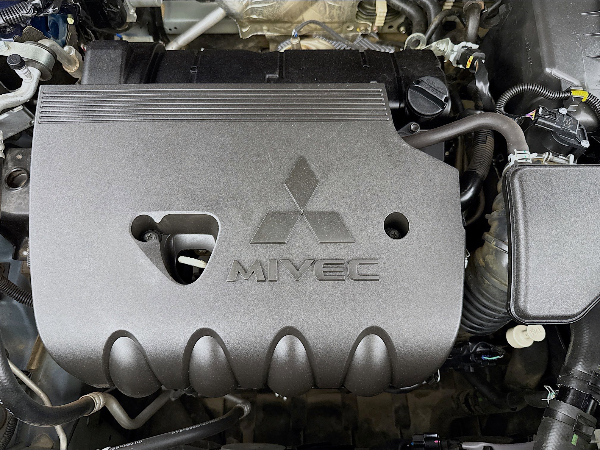 Used 2020 Mitsubishi Outlander ES image 57