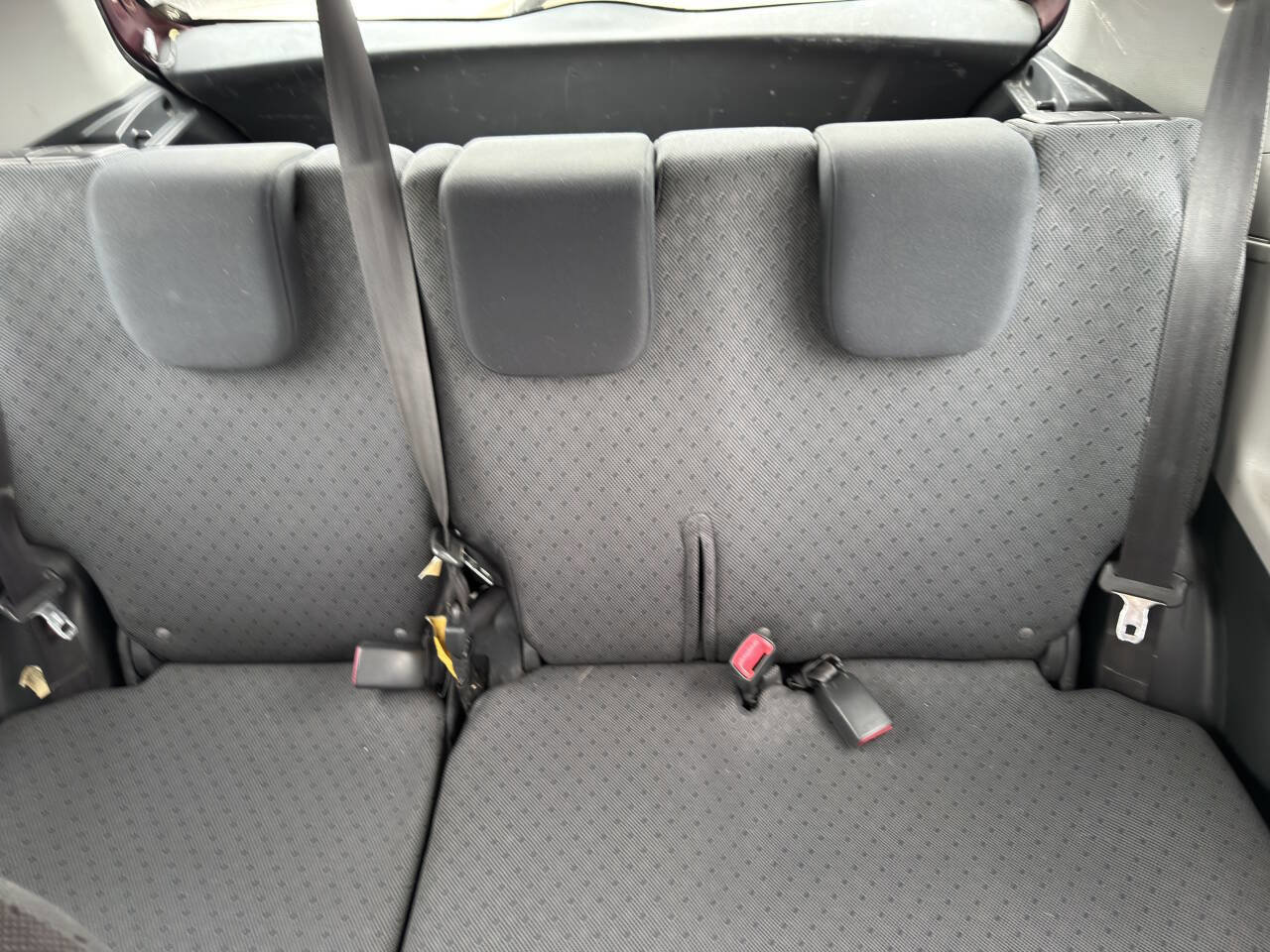 Used 2010 Toyota Yaris 2-Door Hatchback FWD image 9