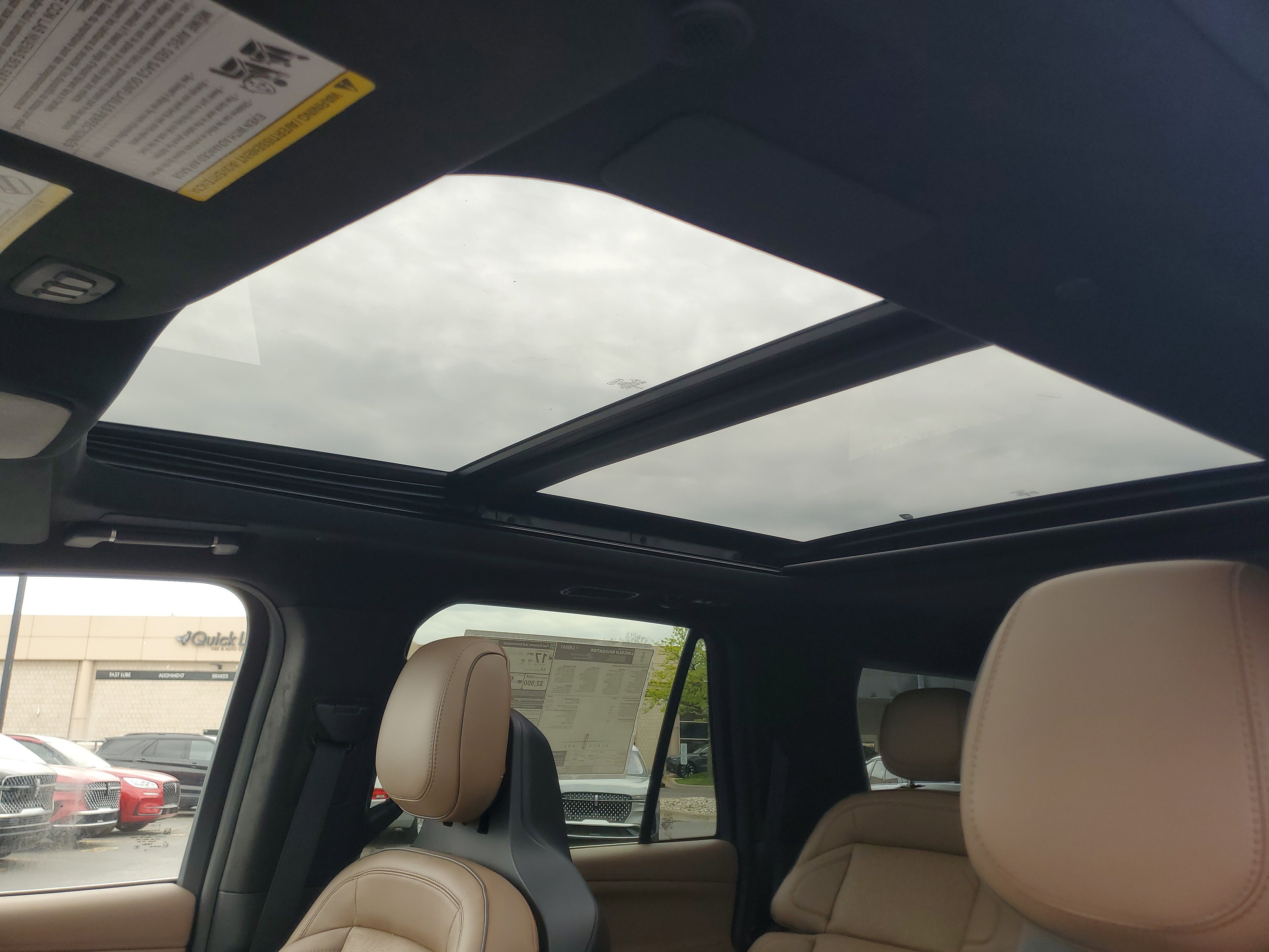 New 2026 Lincoln Navigator L Black Label AWD/4WD image 11