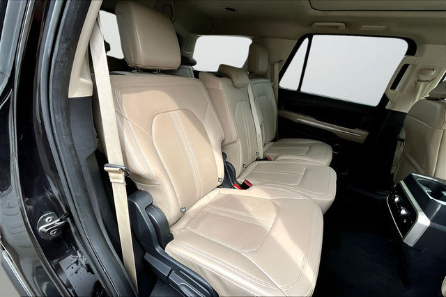 Used 2024 Ford Expedition Limited AWD/4WD image 20