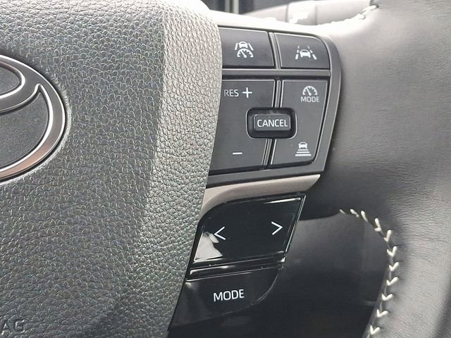 Used 2025 Toyota Camry SE FWD image 21