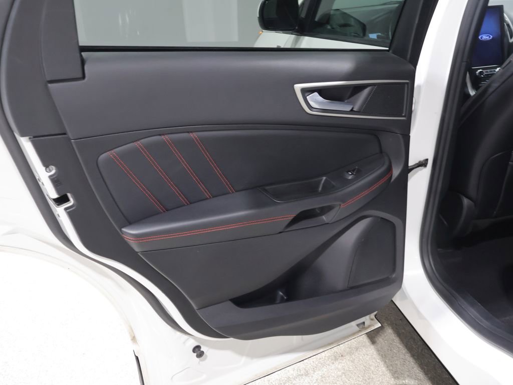 Used 2024 Ford Edge ST-Line AWD/4WD image 19