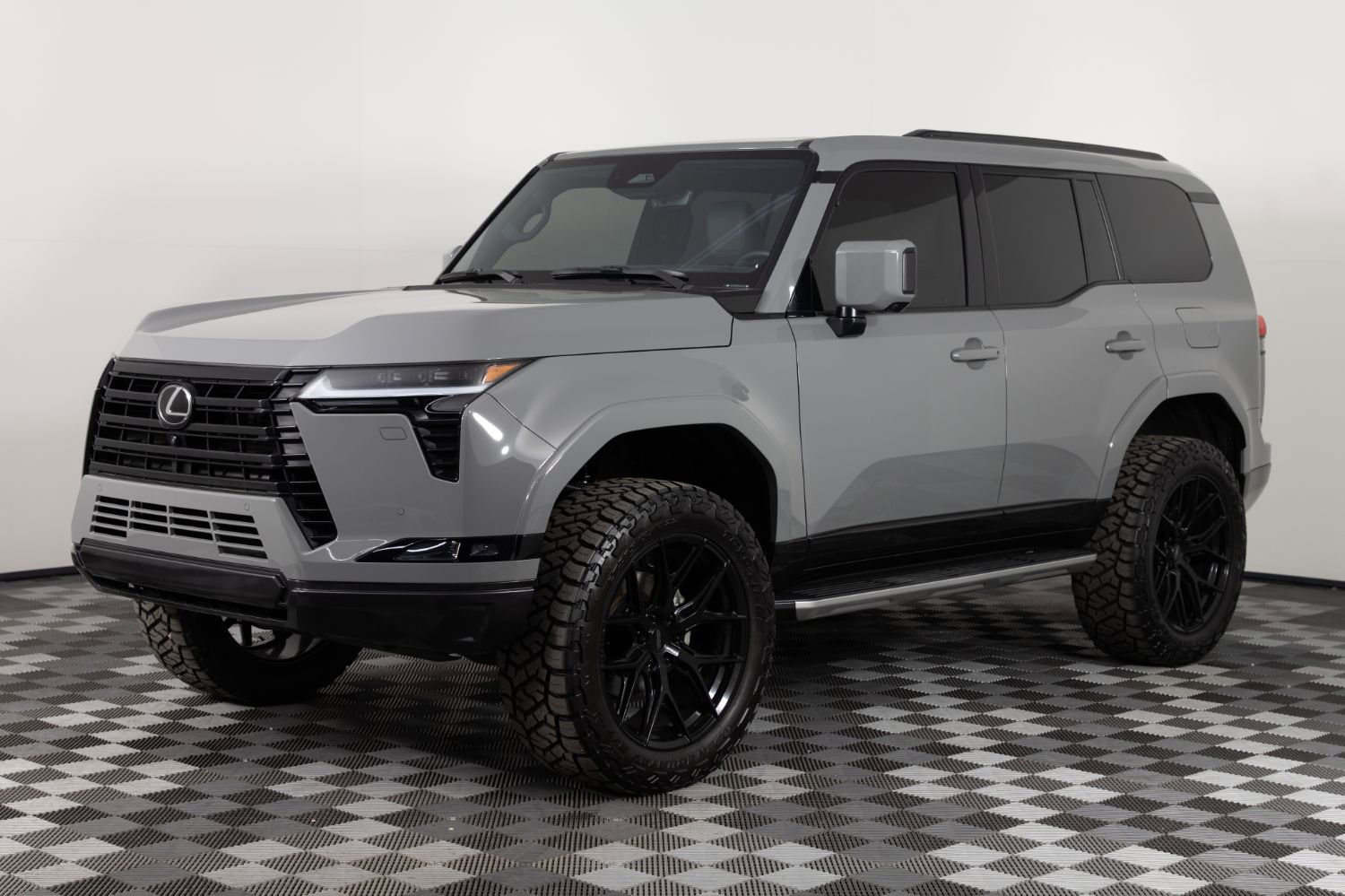Used 2025 Lexus GX 550 w/ Accessory Package (2T)