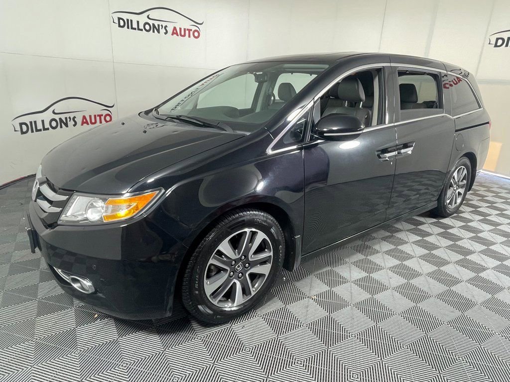 Used 2016 Honda Odyssey Touring Elite image 2