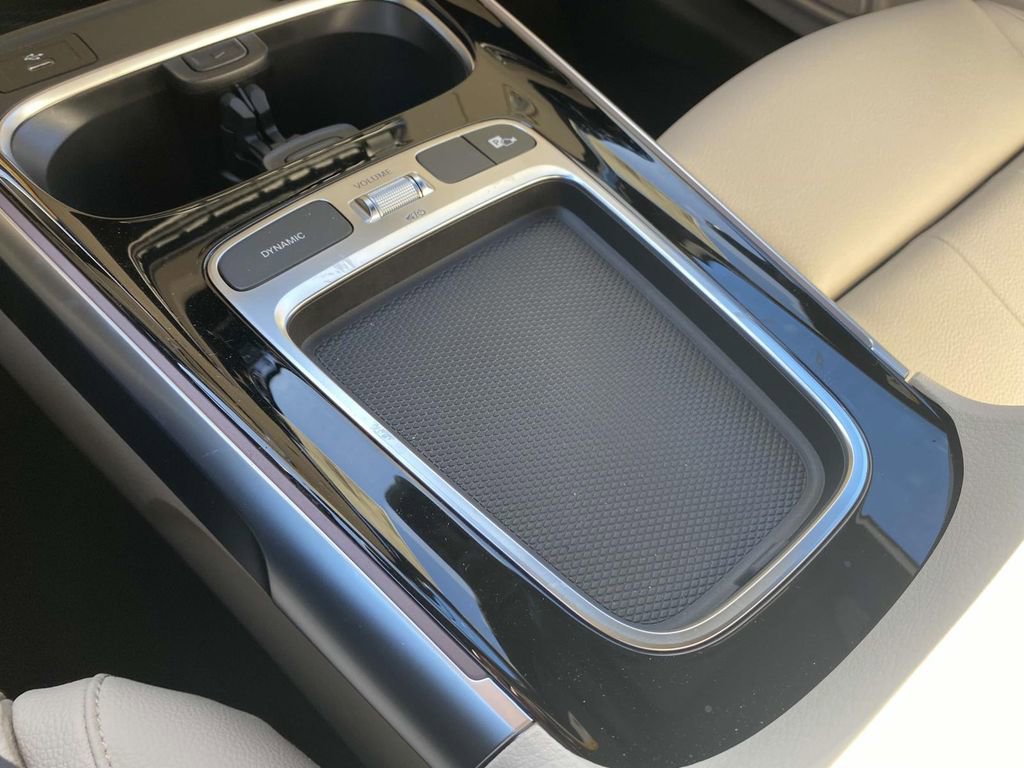 Certified 2025 Mercedes-Benz GLB 250 image 32