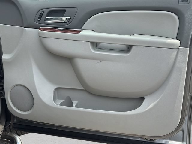 Used 2013 GMC Sierra 1500 SLT w/ SLT Convenience Package AWD/4WD image 9