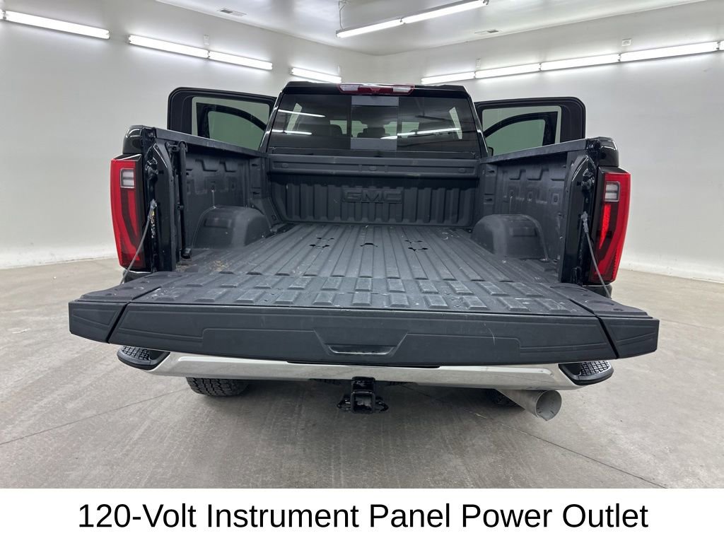 Used 2025 GMC Sierra 2500 SLT w/ SLT Premium Package image 27
