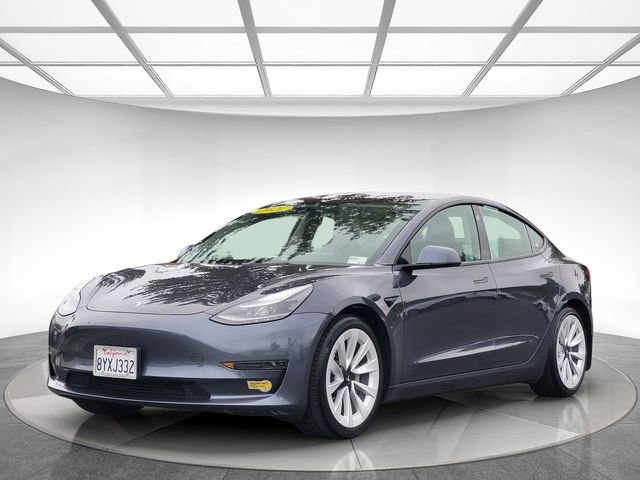 Used 2021 Tesla Model 3 Standard Range Plus image 9