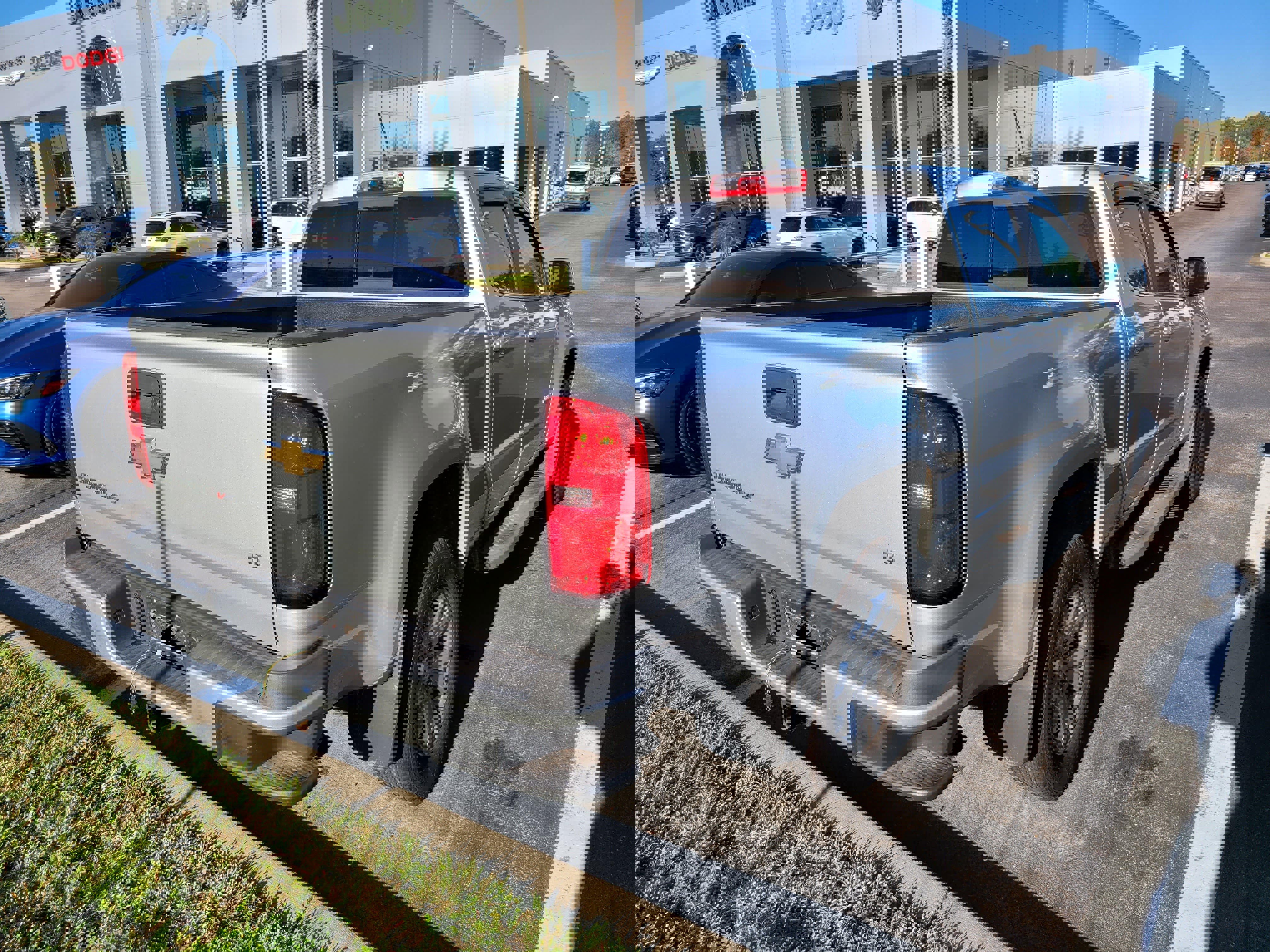 Used 2018 Chevrolet Colorado LT w/ LT Convenience Package image 4