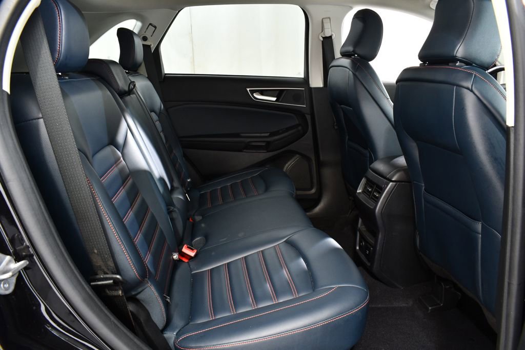 Used 2023 Ford Edge SEL w/ Sport Appearance Package image 19