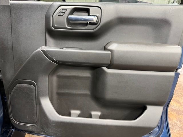 Used 2023 Chevrolet Silverado 1500 Custom image 26