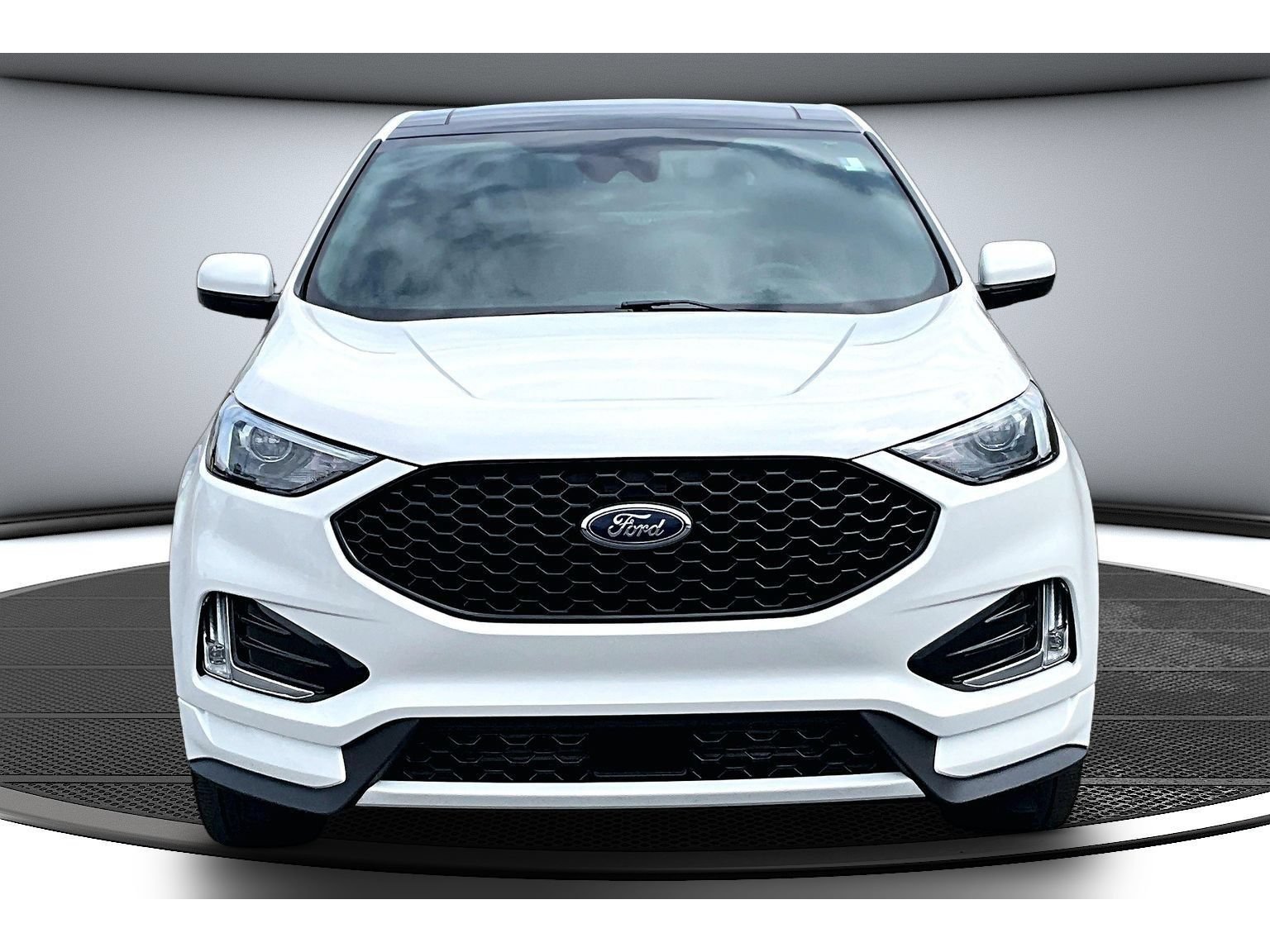 Used 2022 Ford Edge ST-Line w/ Class II Trailer Tow Package AWD/4WD image 4