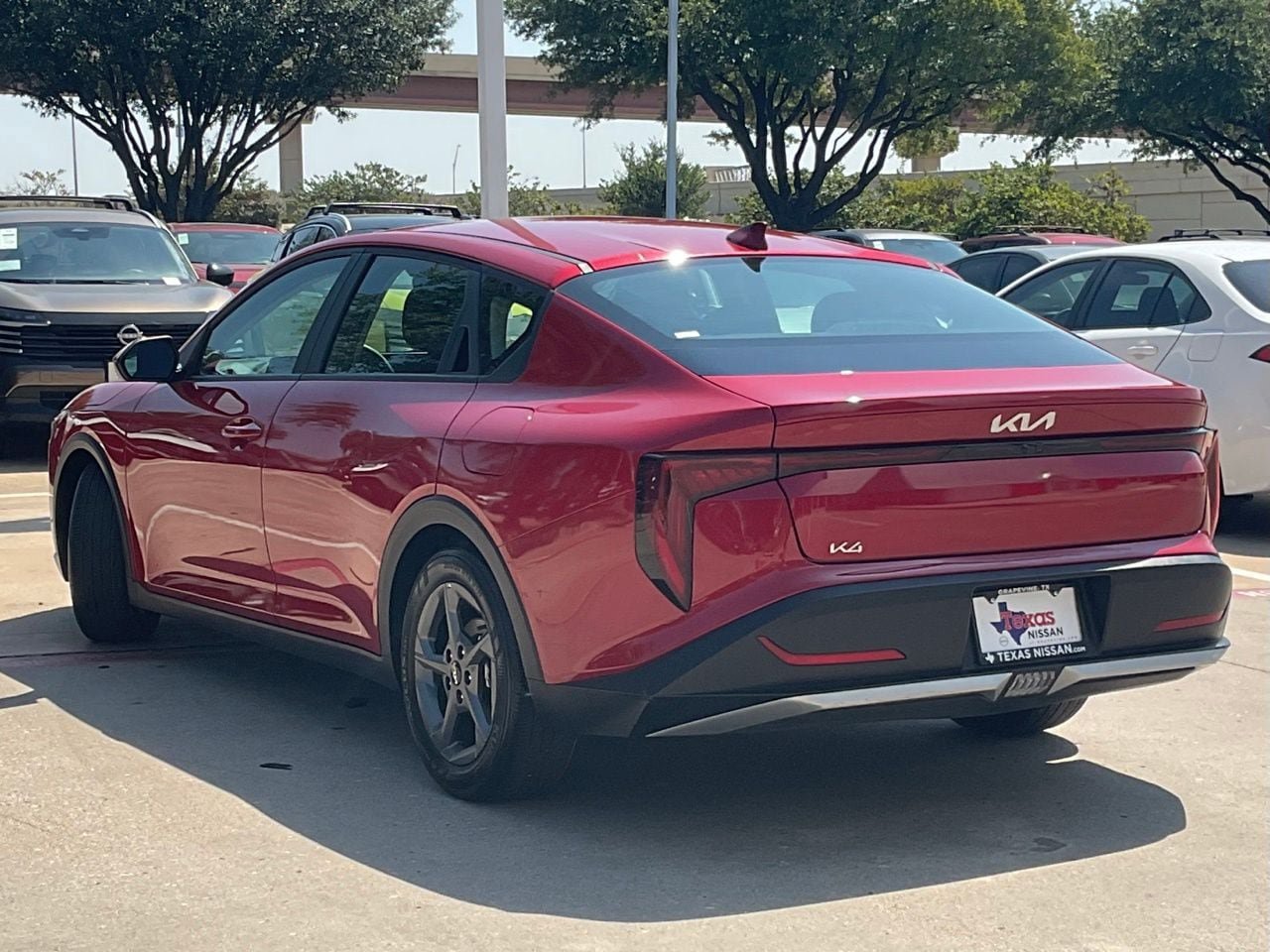Used 2025 Kia K4 FWD image 6