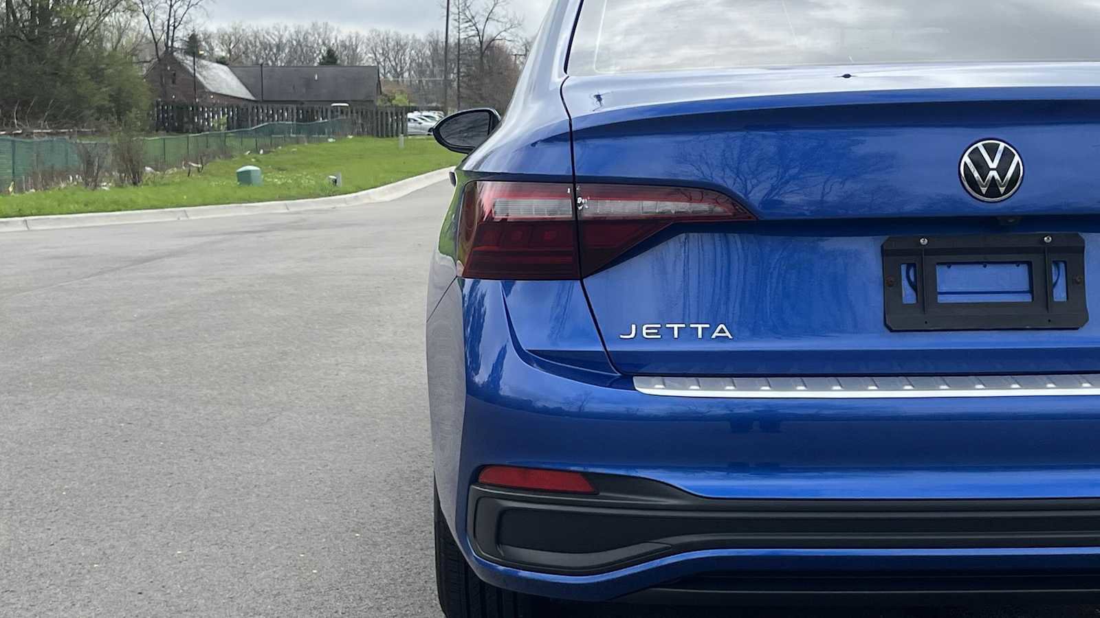 Used 2023 Volkswagen Jetta SE FWD image 17