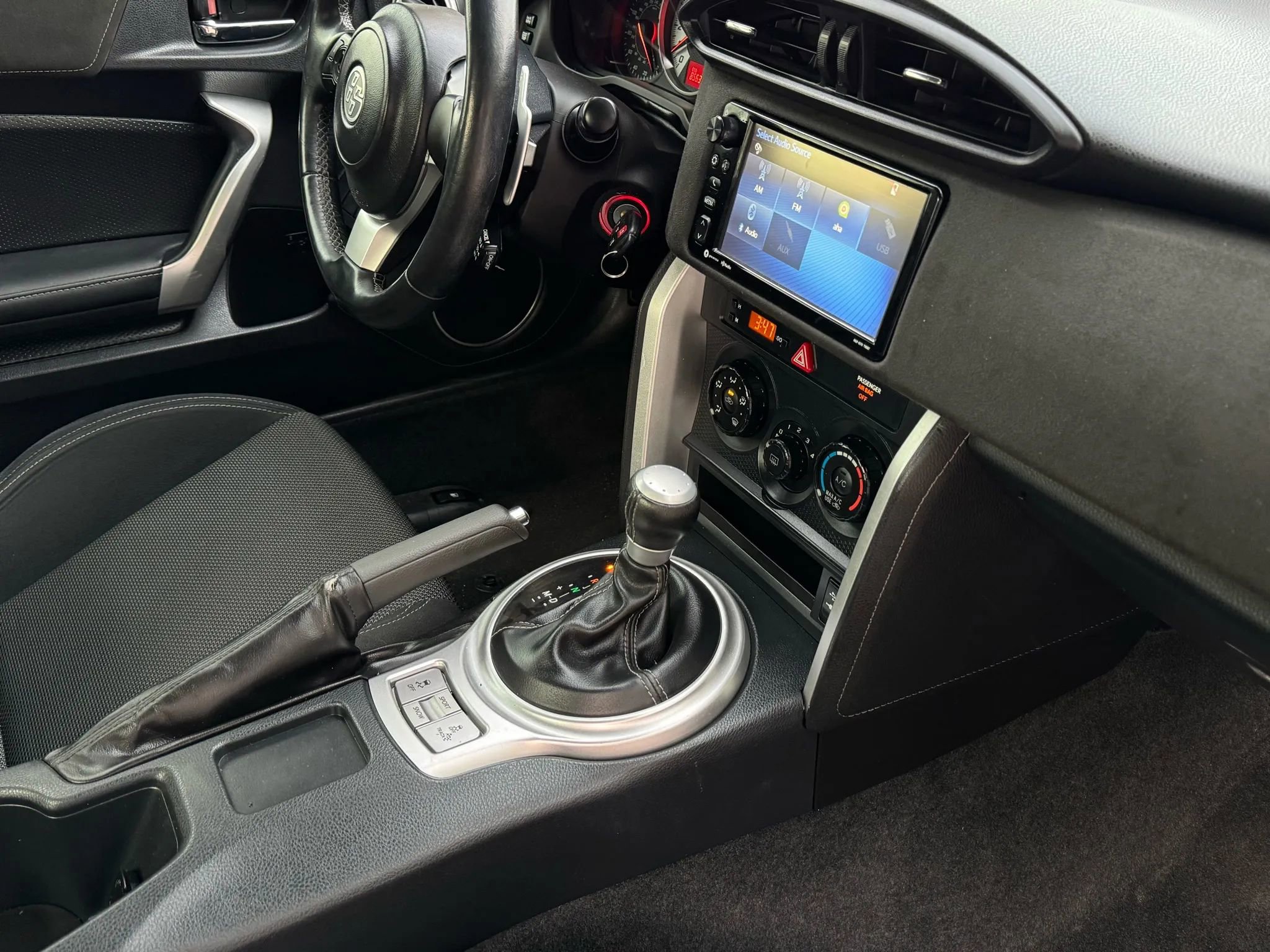 Used 2017 Toyota 86 image 24