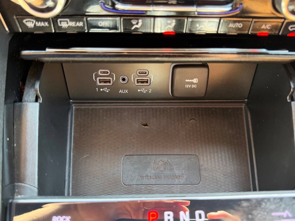 Used 2023 Jeep Grand Cherokee Summit w/ Luxury Tech Group V AWD/4WD image 27