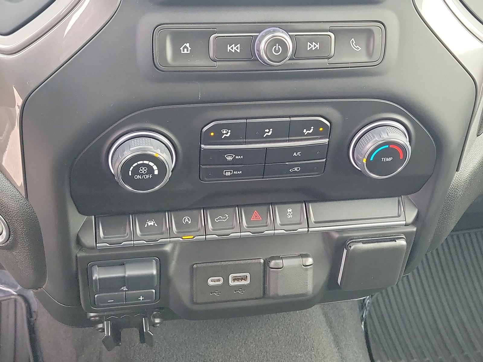 Used 2023 Chevrolet Silverado 1500 Custom w/ LPO, Dark Essentials Package image 28