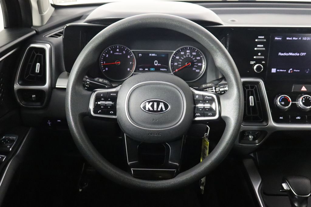 Used 2021 Kia Sorento LX FWD image 7