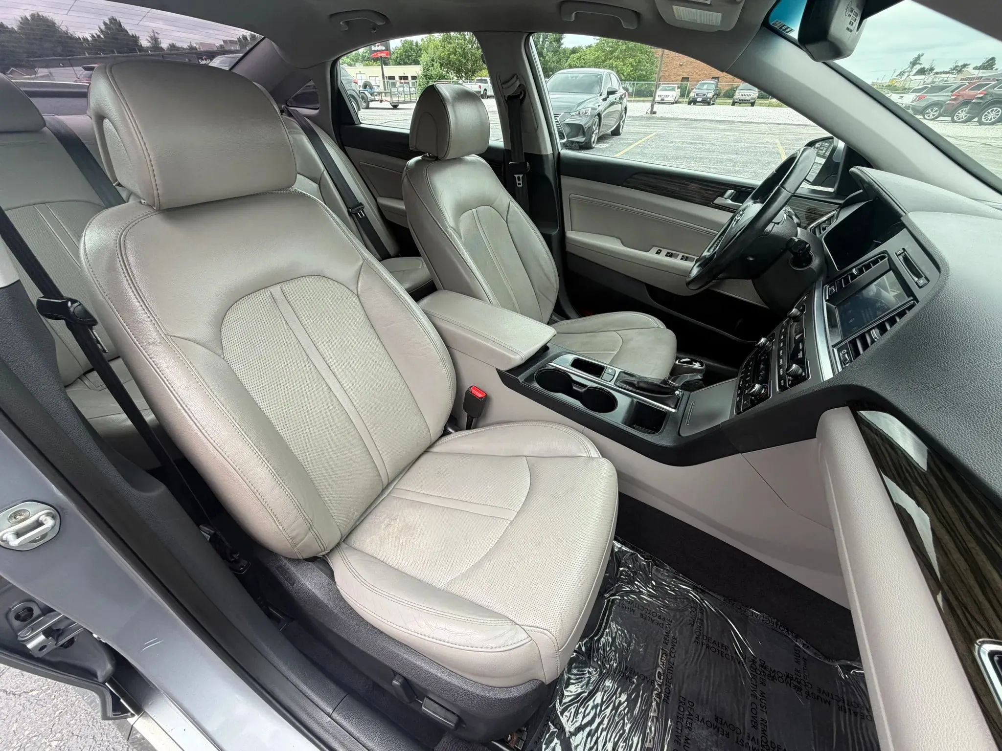Used 2017 Hyundai Sonata Limited FWD image 27