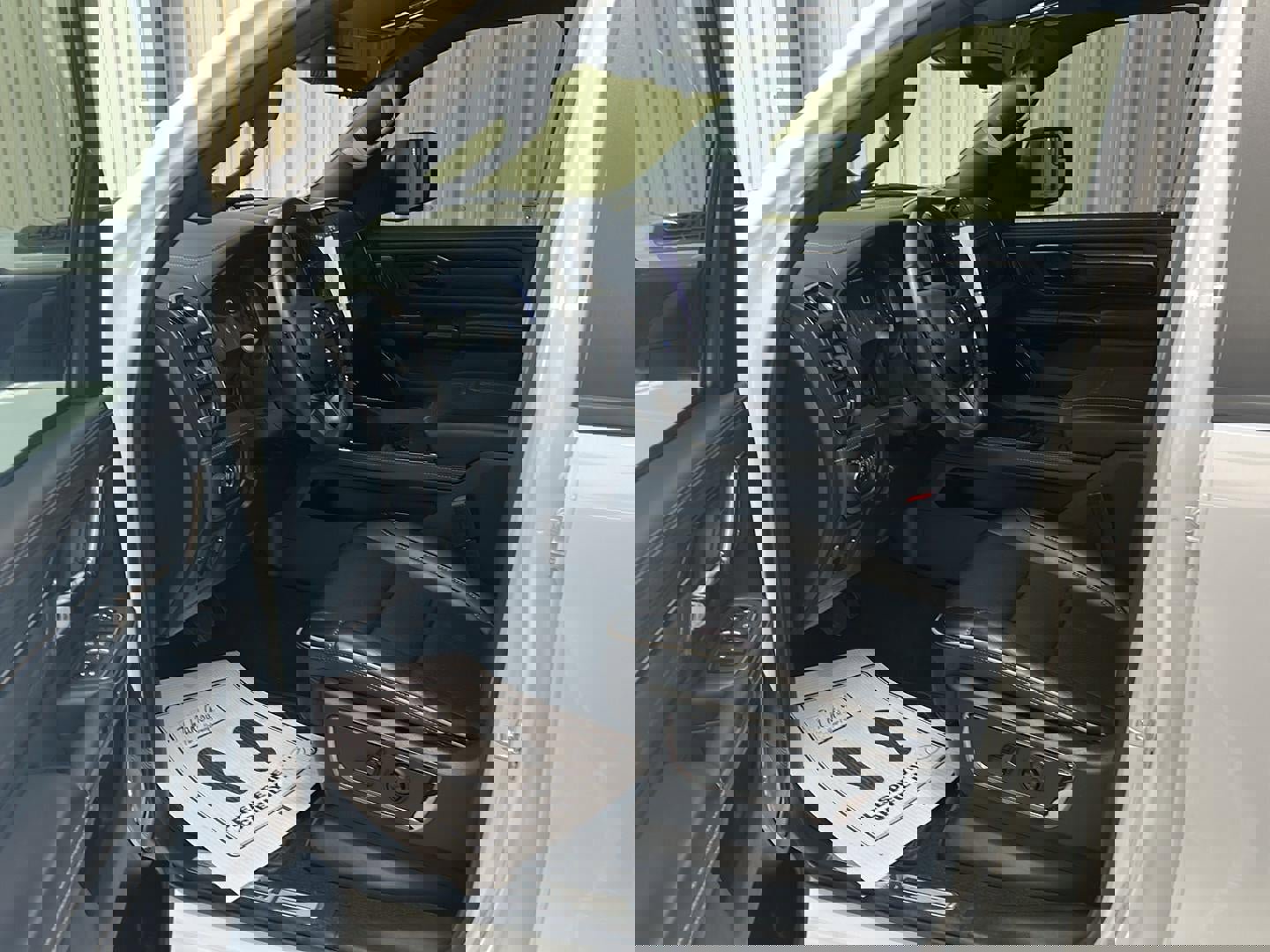 Used 2024 RAM 1500 Limited image 10