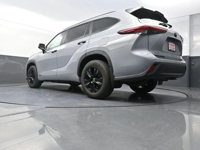 Used 2024 Toyota Highlander XLE image 41