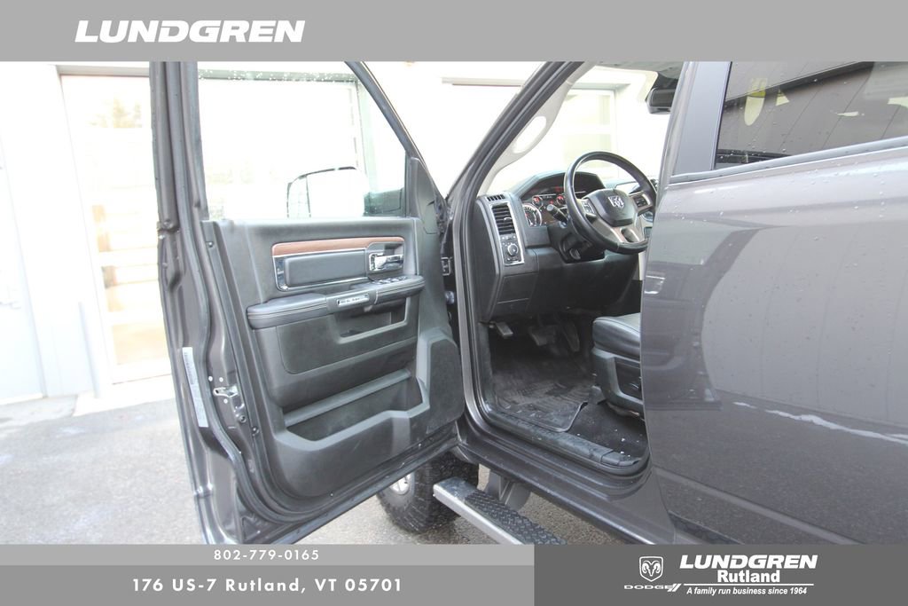 Used 2018 RAM 2500 Laramie w/ Snow Chief Group AWD/4WD image 11