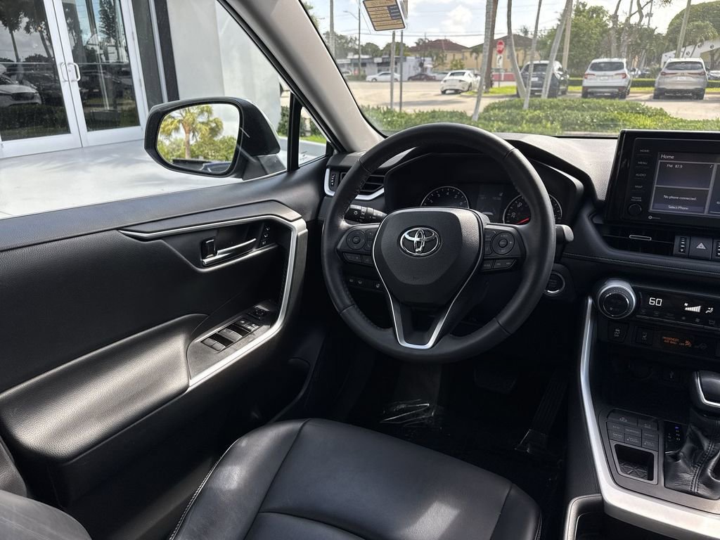 Used 2021 Toyota RAV4 XLE Premium AWD/4WD image 21