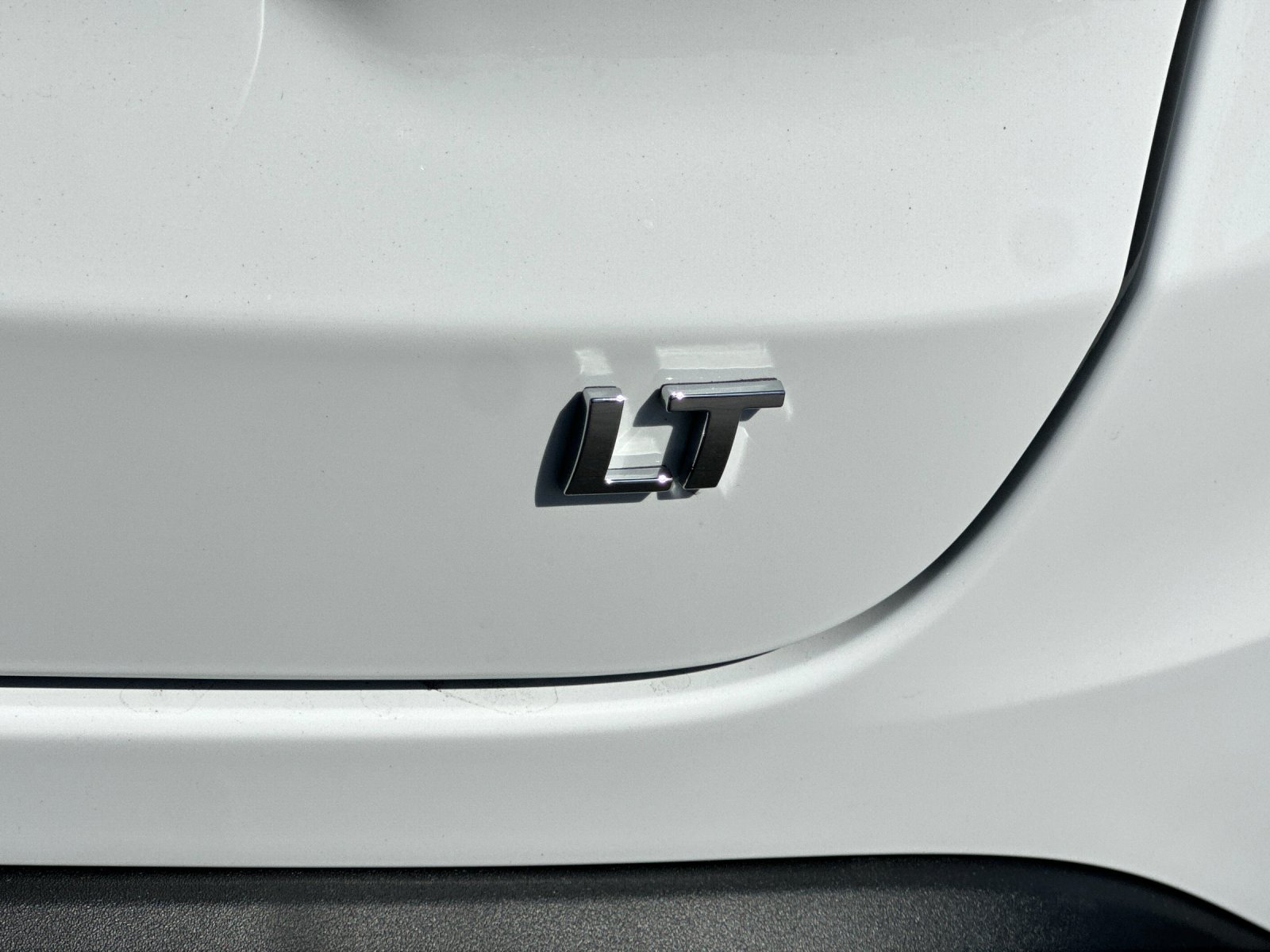 New 2026 Chevrolet Trax LT w/ LT Convenience Package FWD image 27
