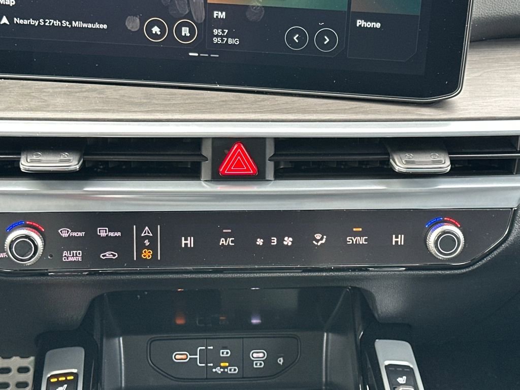 New 2026 Kia Sorento SX AWD/4WD image 24