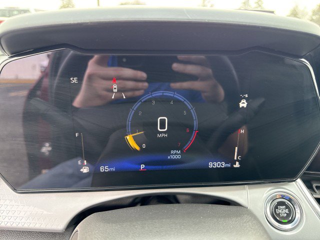 Certified 2025 Chevrolet Trax LT w/ Driver Confidence Package image 10