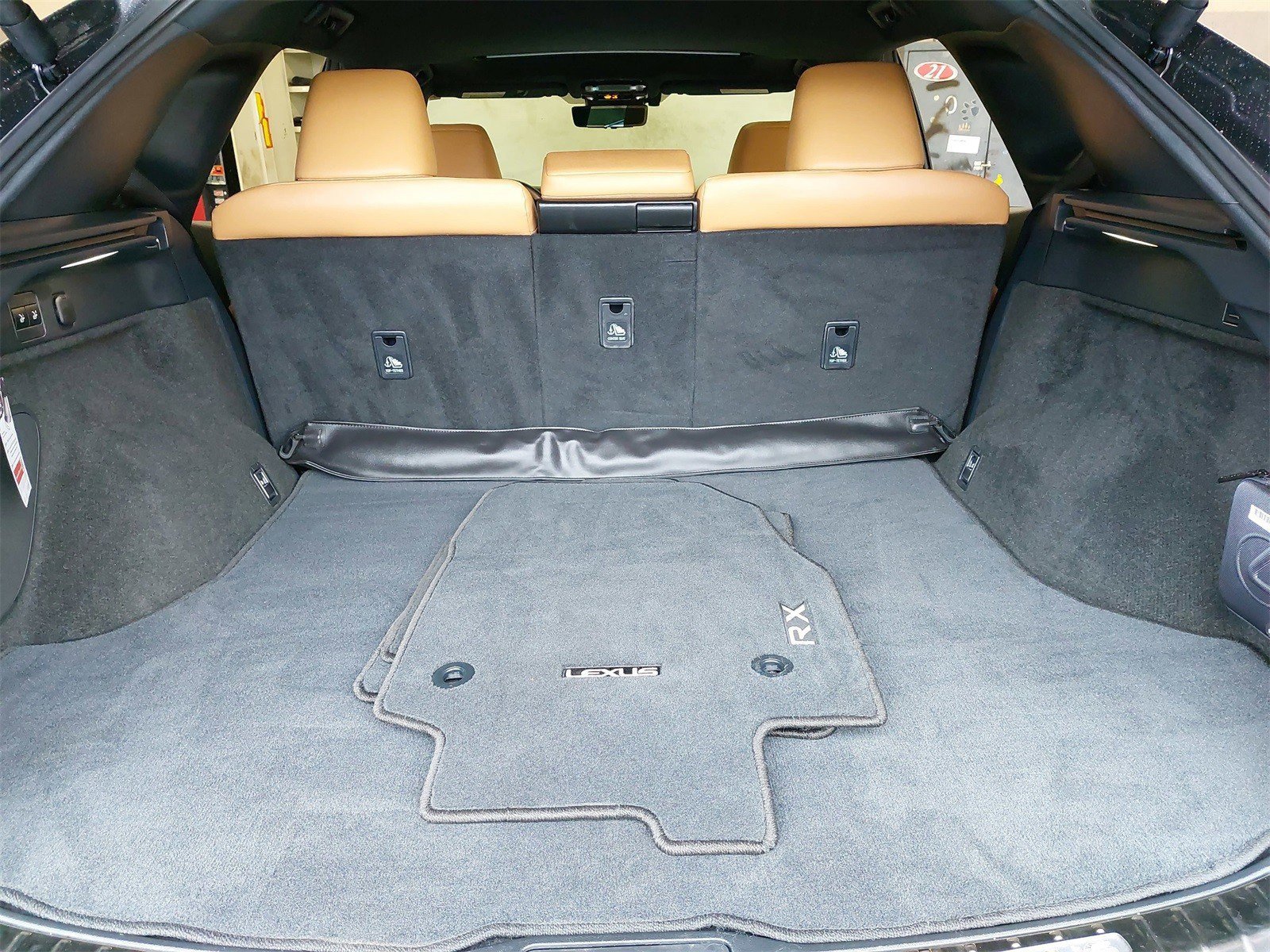 Used 2024 Lexus RX 350 image 12