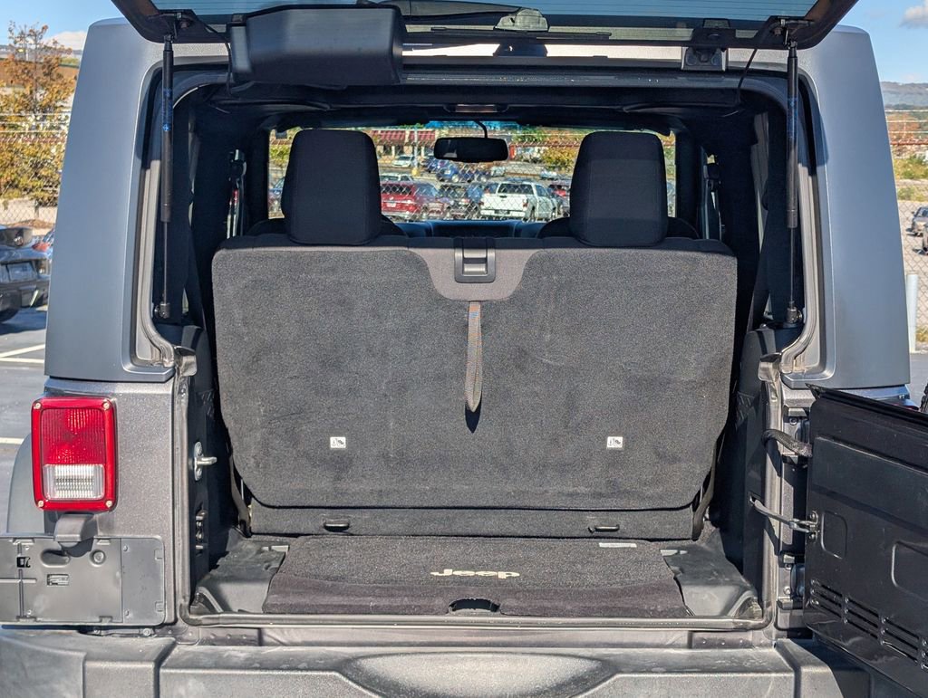 Used 2017 Jeep Wrangler Sport w/ Quick Order Package 24S image 9