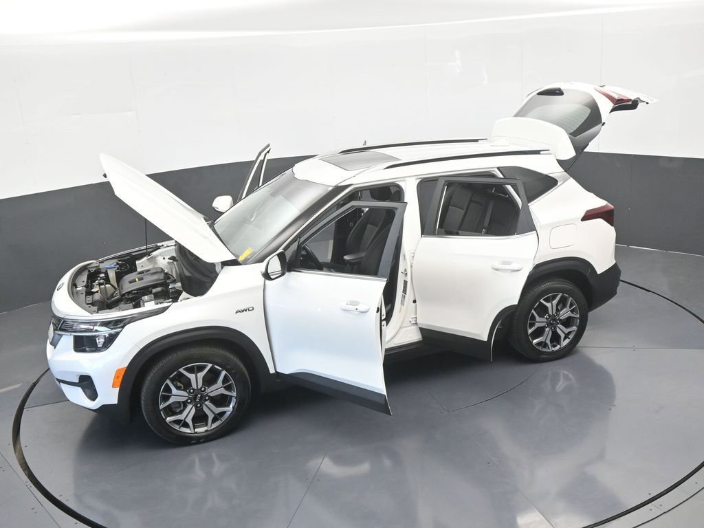 Used 2021 Kia Seltos EX image 63