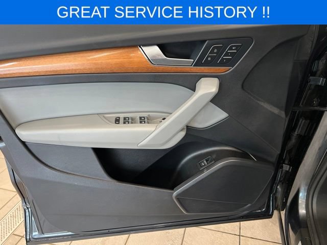 Used 2023 Audi Q5 2.0T Premium w/ Convenience Package AWD/4WD image 11