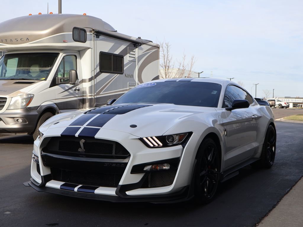 Used 2022 Ford Mustang Shelby GT500 w/ Technology Package image 3