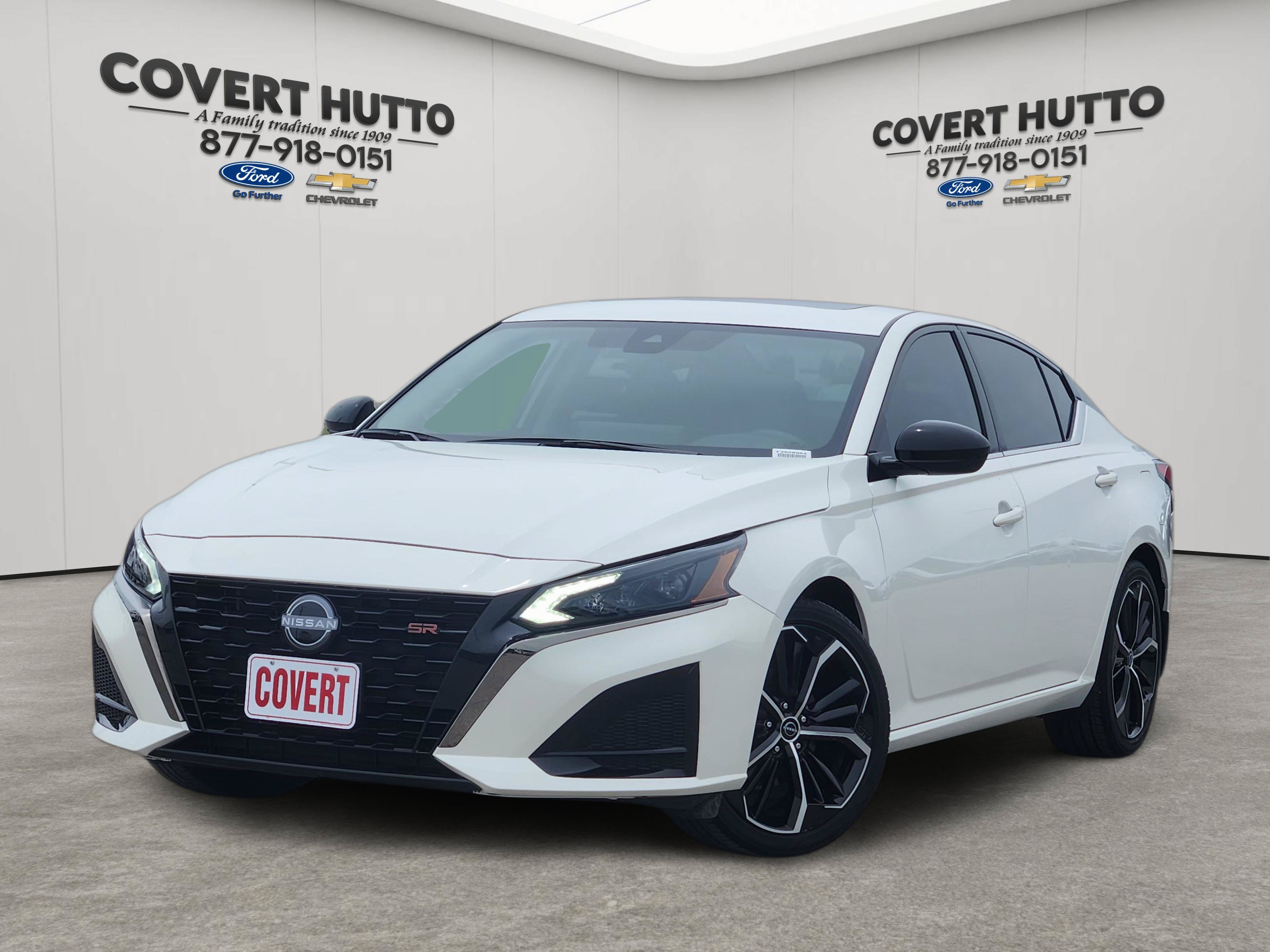 Used 2024 Nissan Altima 2.5 SR FWD image 1