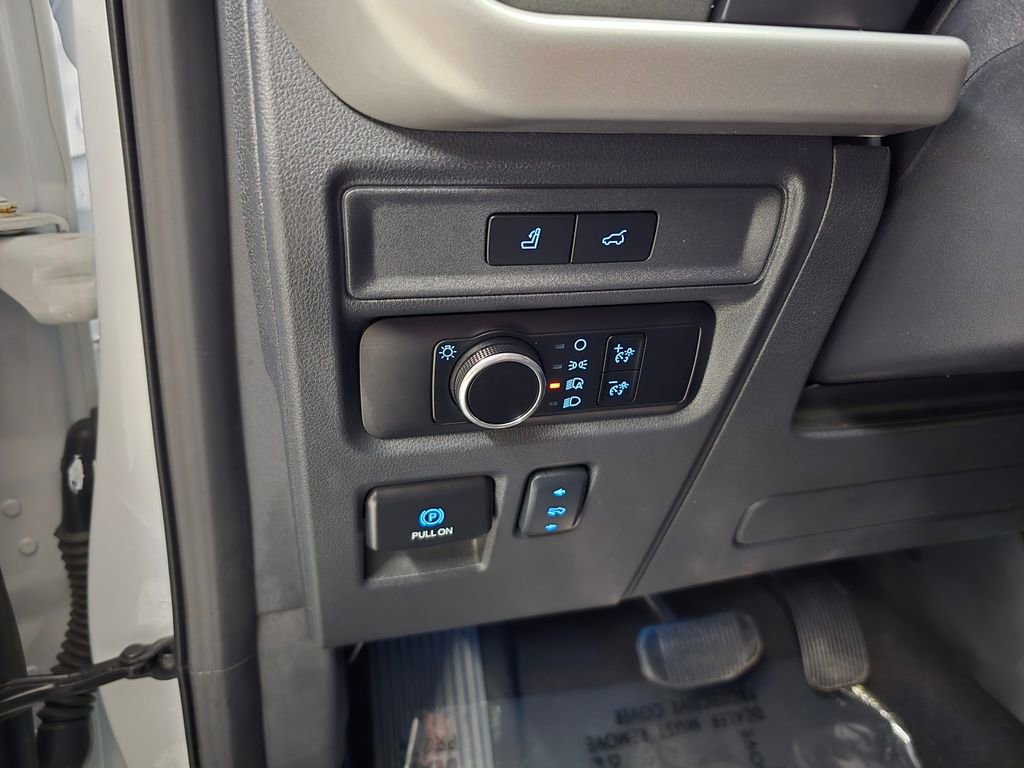 Used 2024 Ford Expedition Max XLT RWD image 31