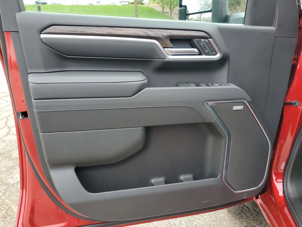 New 2025 GMC Sierra 2500 SLT w/ SLT Premium Package image 24