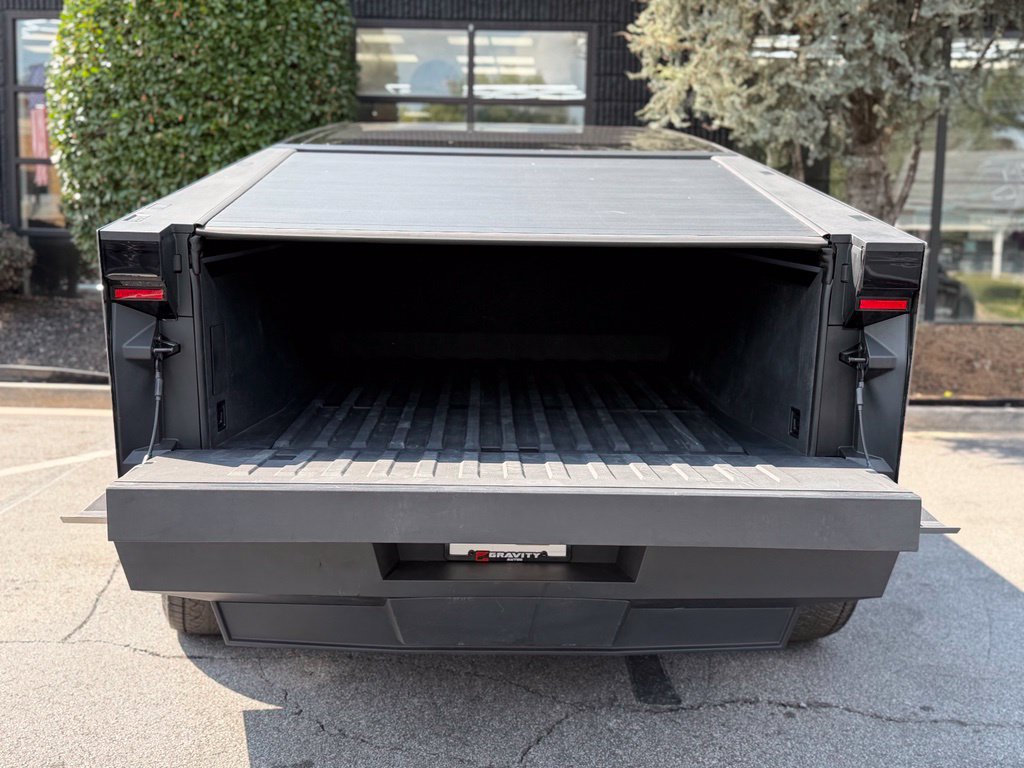 Used 2025 Tesla Cybertruck AWD Crew Cab image 17