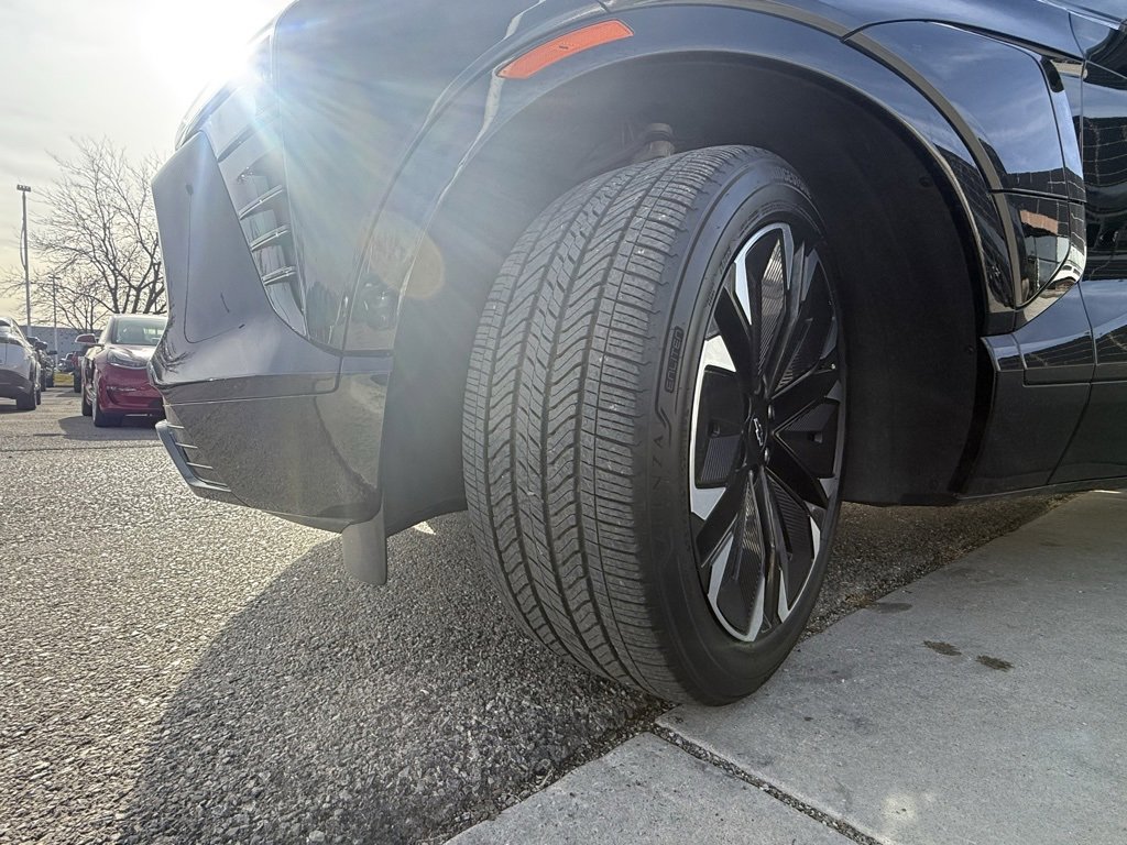 Used 2024 Chevrolet Blazer EV RS image 32