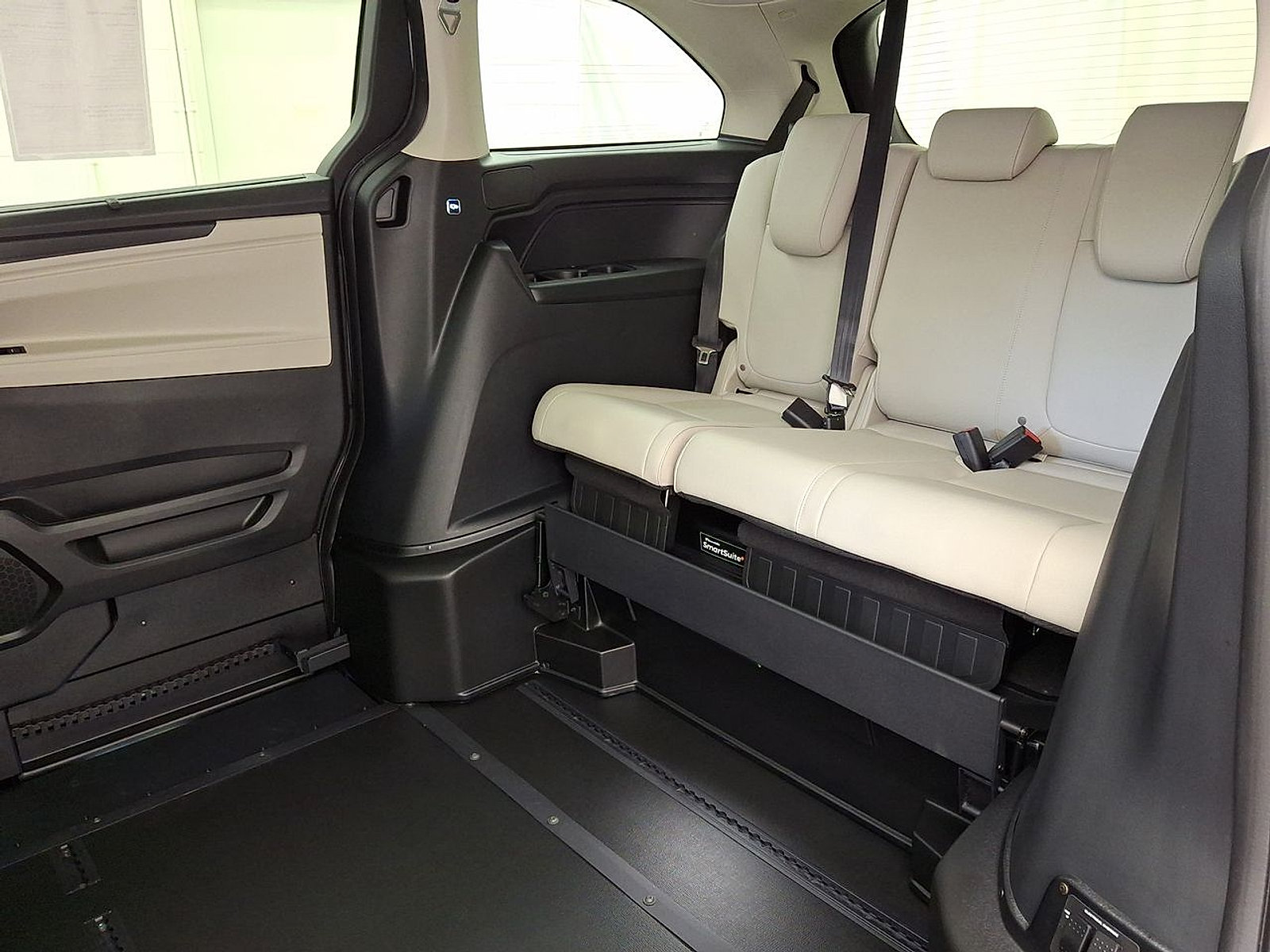 Used 2025 Honda Odyssey EX-L image 23