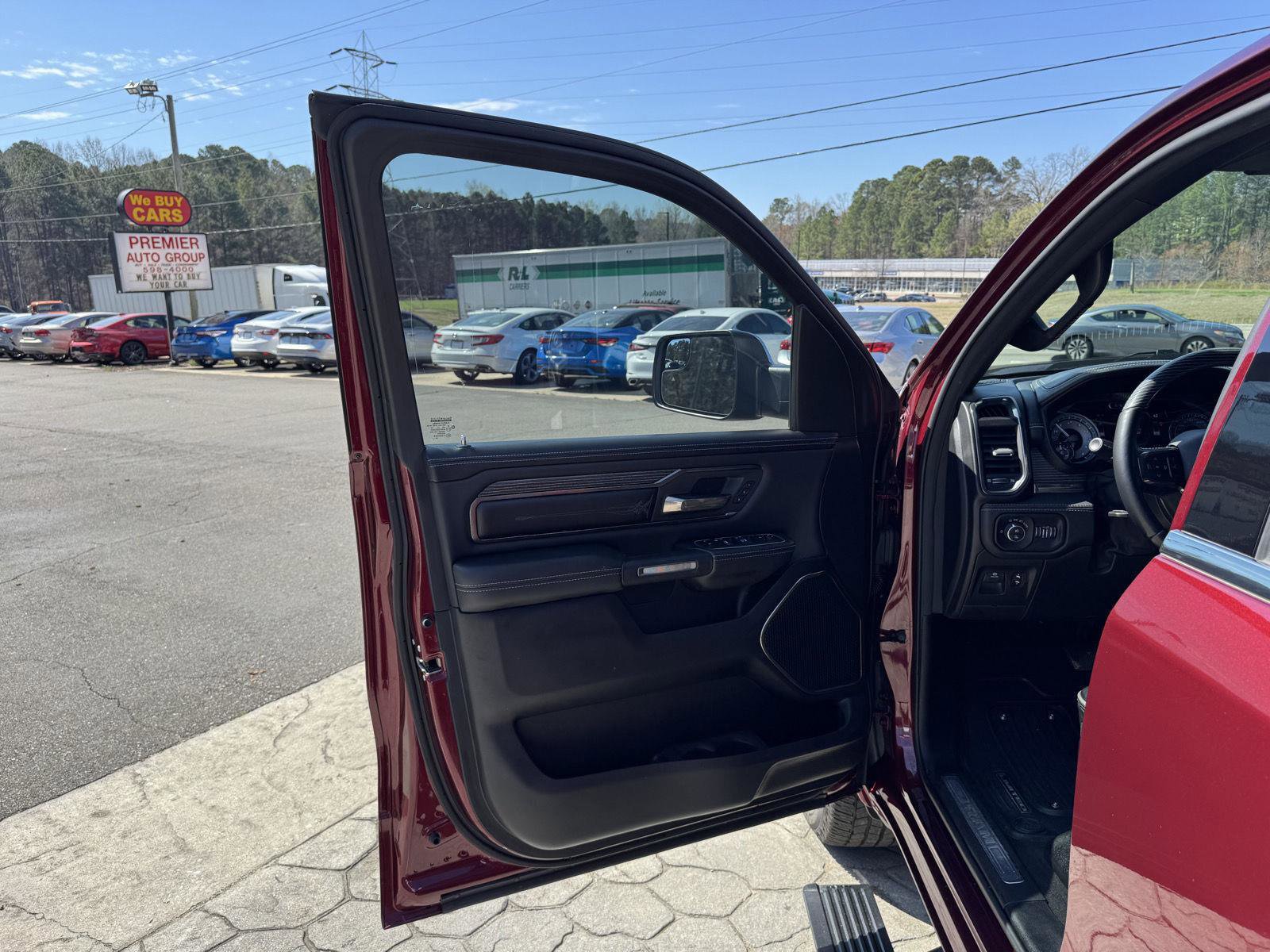 Used 2021 RAM 1500 Limited w/ Body Color Bumper Group image 5