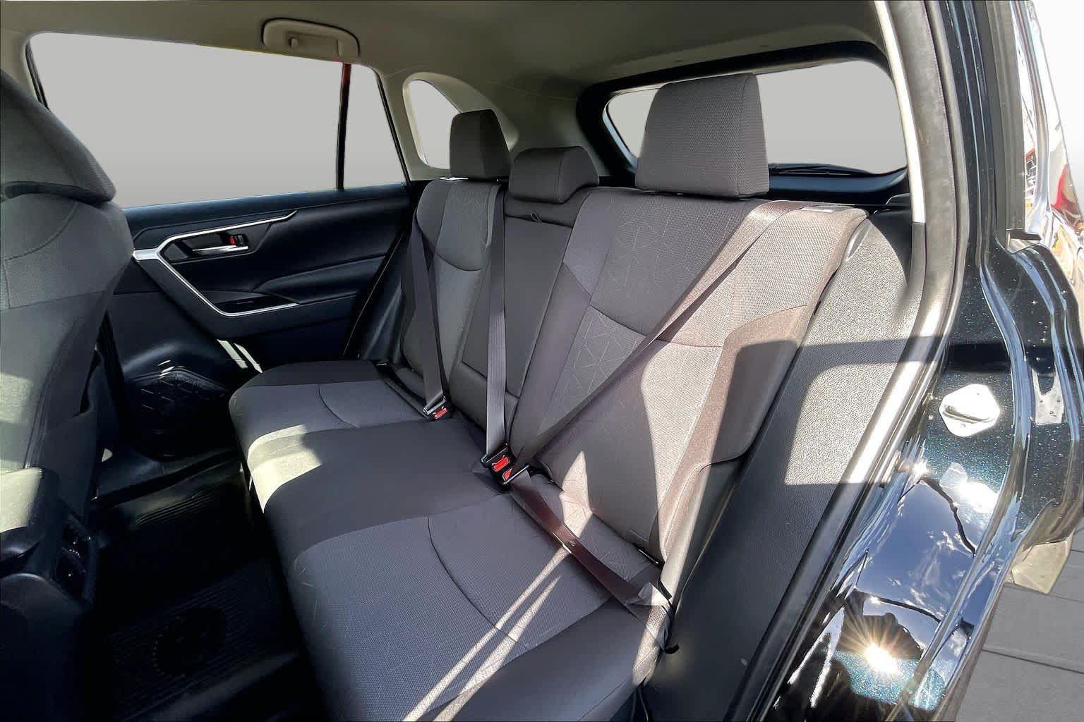 Certified 2025 Toyota RAV4 XLE AWD/4WD image 20