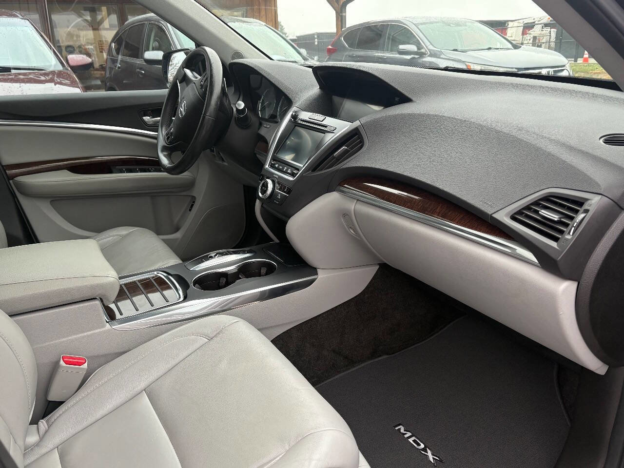 Used 2017 Acura MDX FWD w/ Technology Package image 25