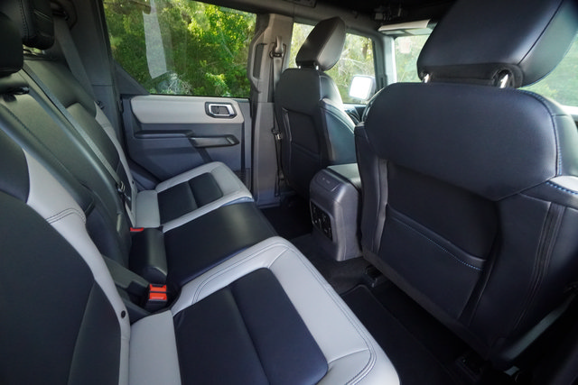 Used 2024 Ford Bronco Wildtrak AWD/4WD image 23