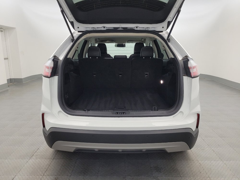 Used 2023 Ford Edge SEL image 29