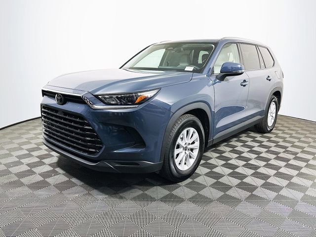 Certified 2025 Toyota Grand Highlander FWD image 4