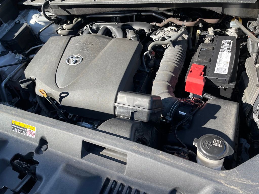 Used 2022 Toyota Highlander Limited image 24