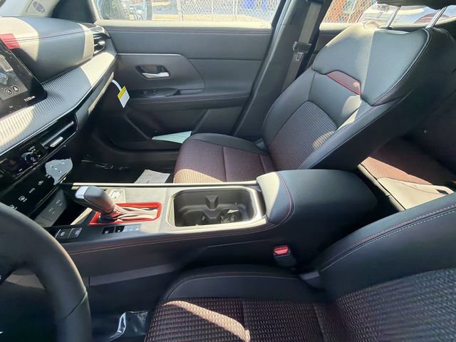 New 2026 Nissan Kicks SR w/ Cold Weather Package AWD/4WD image 20