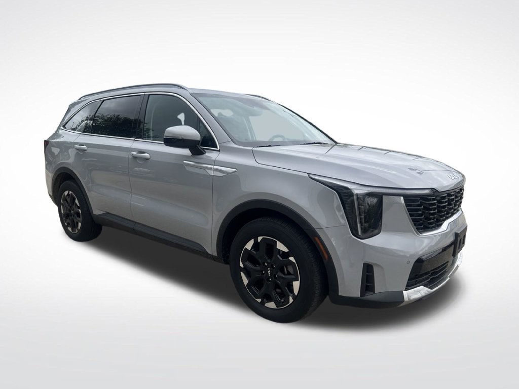 Certified 2024 Kia Sorento S FWD image 3